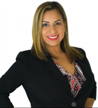 Jenny Larios