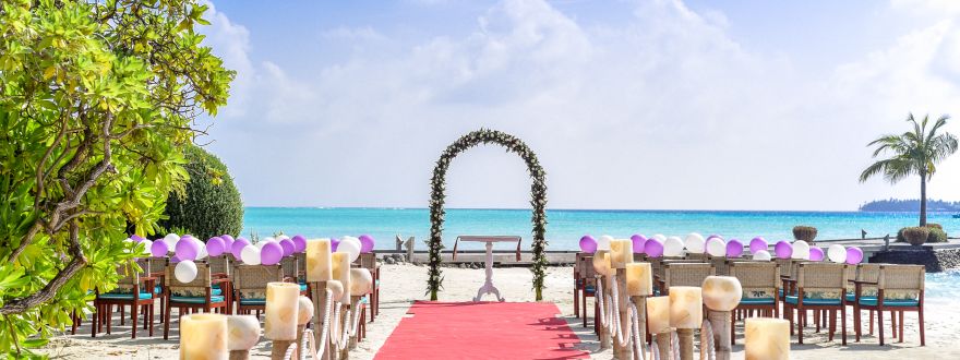 Beach and Outdoor Weddings: there's insurance for that