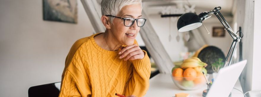 A lady in Texas with business insurance