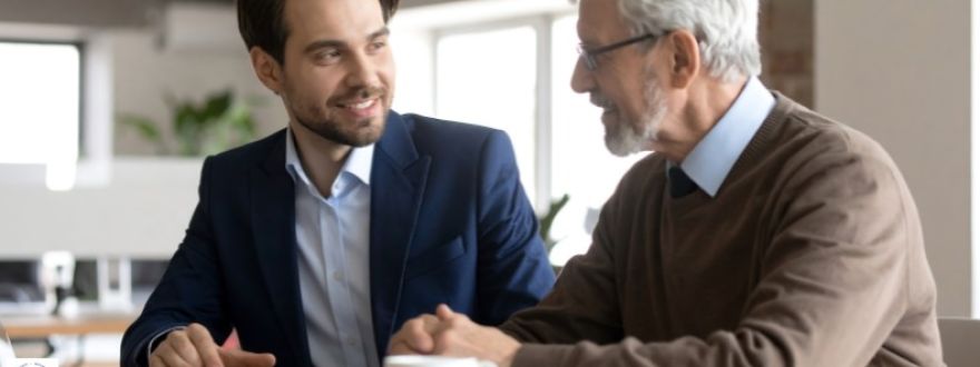 two people discussing E&O insurance 