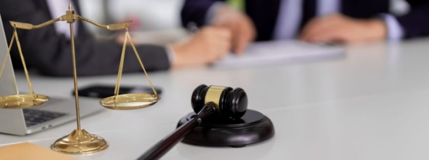 How to Protect Your Business from Lawsuits: Professional Liability Insurance Explained